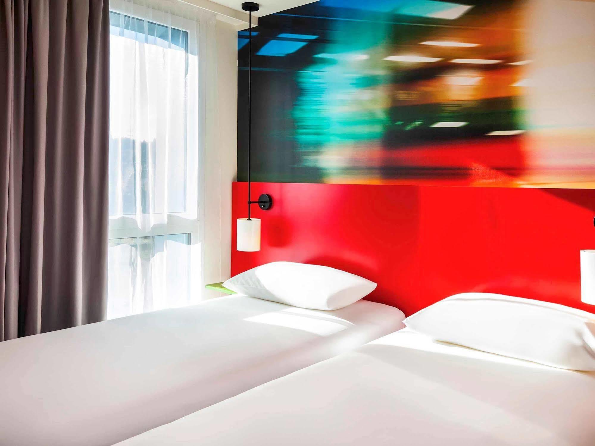 Ibis Styles Mulhouse Centre Gare Hotel ภายนอก รูปภาพ